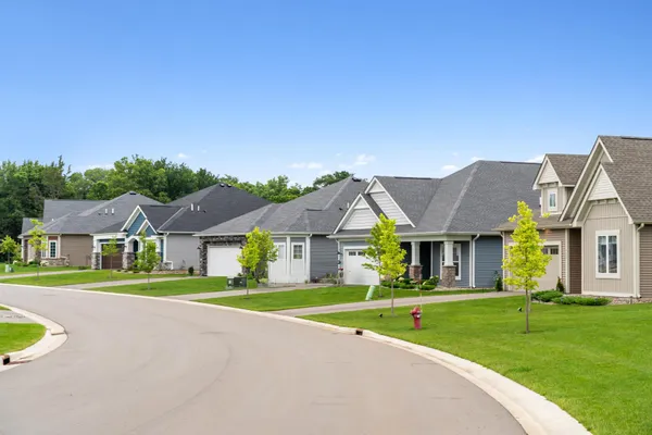 $632,965 | 1205 Beaumont Boulevard, Jordan, MN 55352