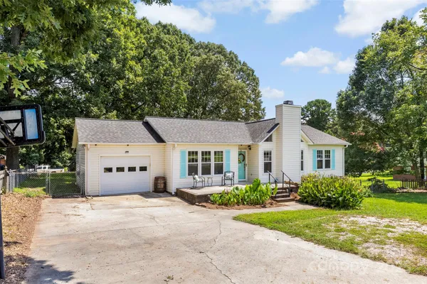 $325,000 | 117 South Enochville Avenue, Kannapolis, NC 28081