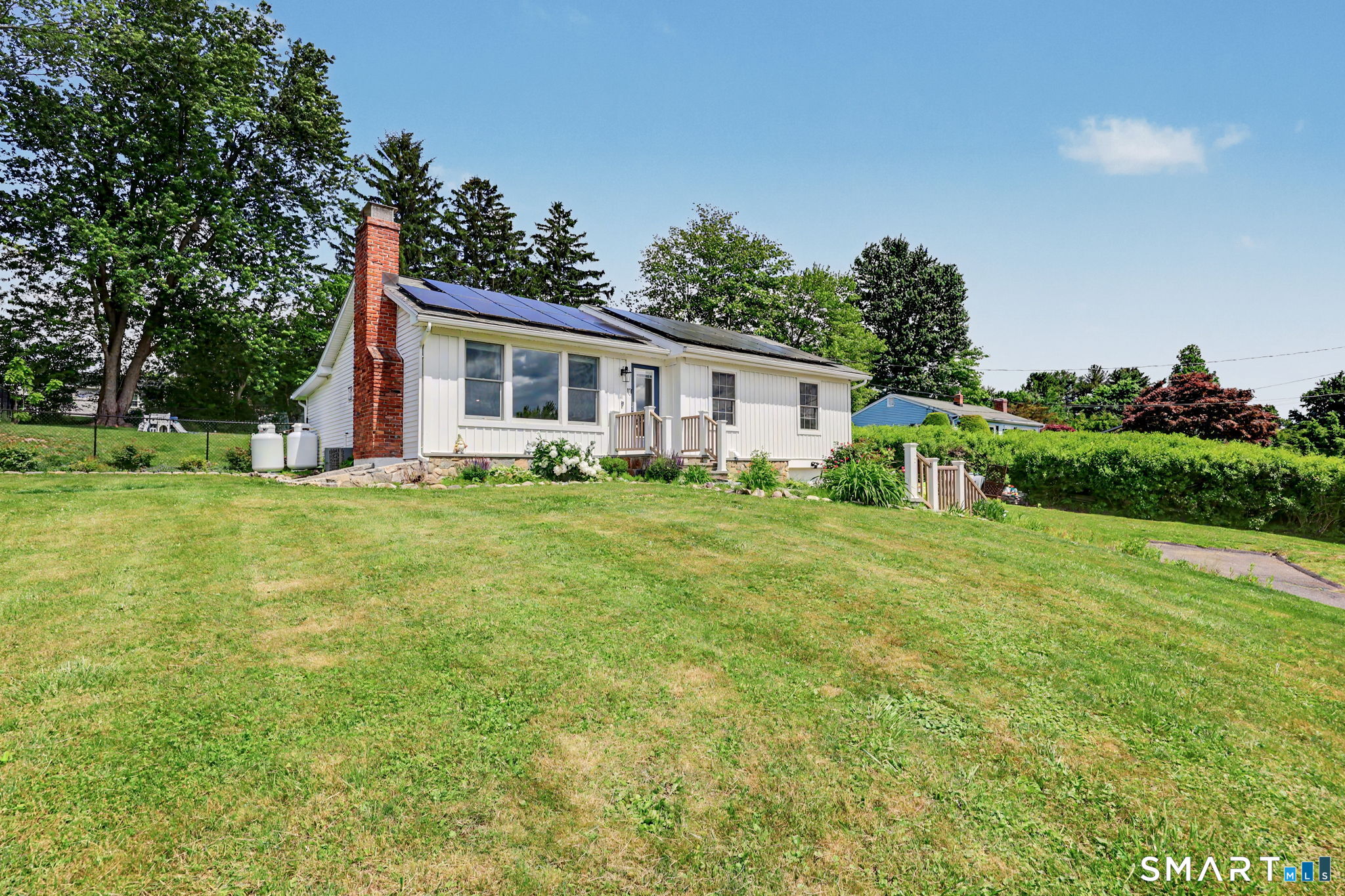 13 Fox Hollow Road New Fairfield, CT 06812 - Photo 2 of 36