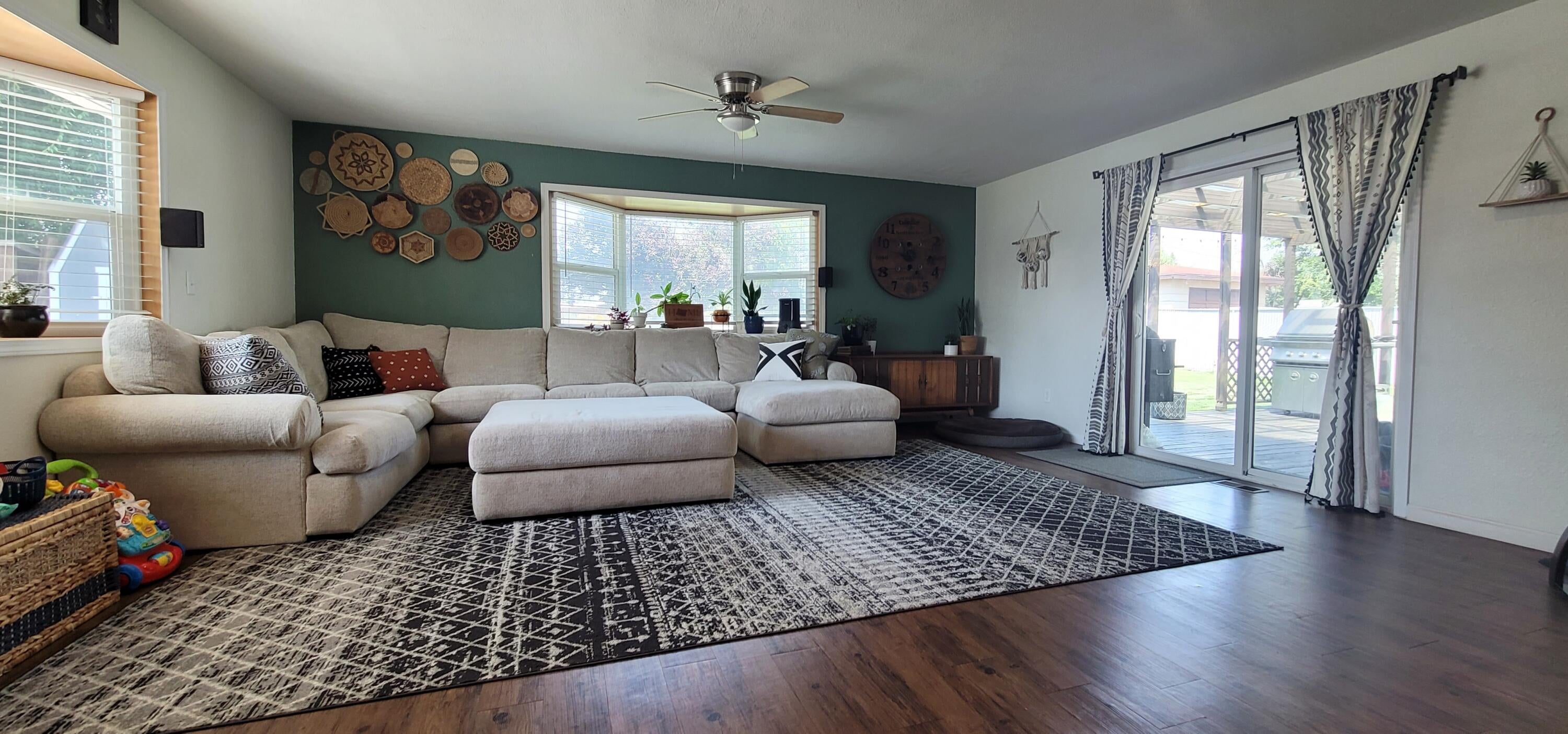 5622 Homedale Road Klamath Falls, OR 97603 - Photo 14 of 24 20210826_113801