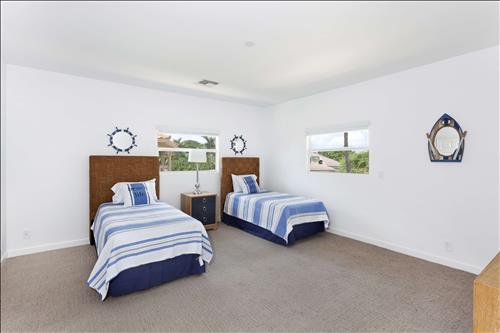 655 Pelican Way Delray Beach, FL 33483 - Photo 9 of 31 Guest Bedroom