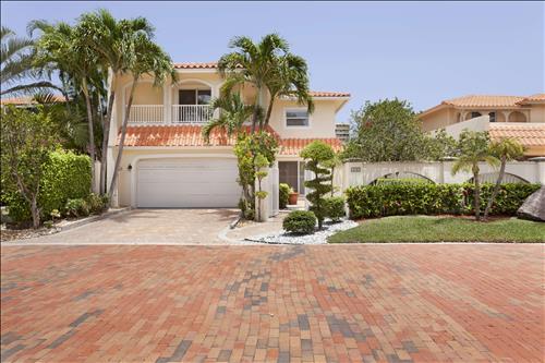 655 Pelican Way Delray Beach, FL 33483 - Photo 10 of 31 Front