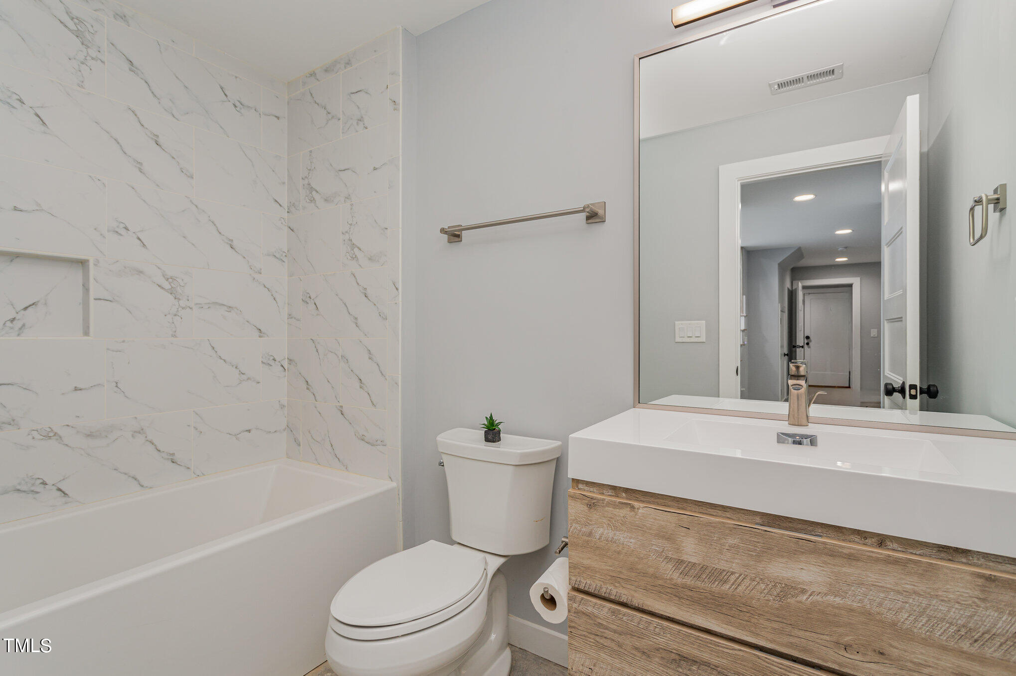 6808 Lake Wheeler Road Raleigh, NC 27603 - Photo 19 of 22 IMG_3014