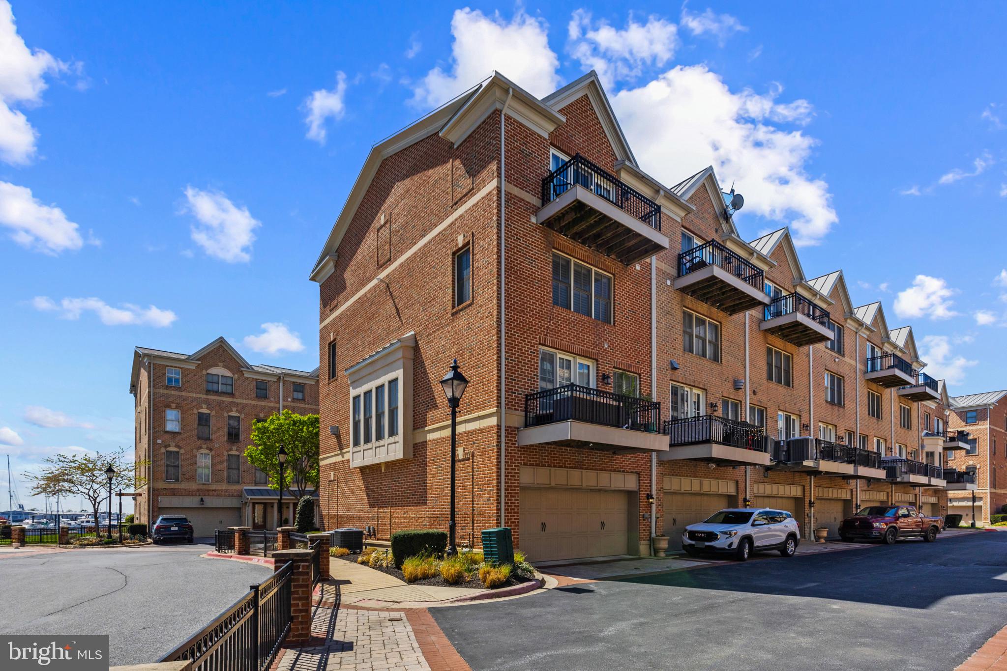 1262 Dockside Circle Baltimore, MD 21224 - Photo 35 of 35 a car parked in front of a building