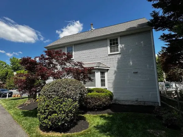 $995,000 | 8229 Bell Lane, Vienna, VA 22182