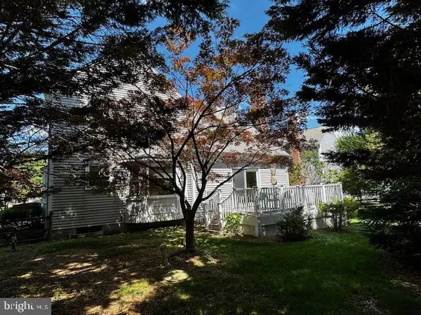 $995,000 | 8229 Bell Lane, Vienna, VA 22182