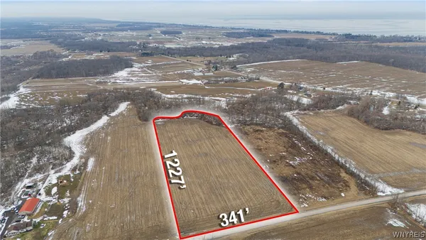 $85,000 | 2684 Daniels Road, Wilson, NY 14172