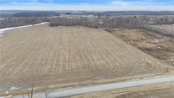 $85,000 | 2684 Daniels Road, Wilson, NY 14172