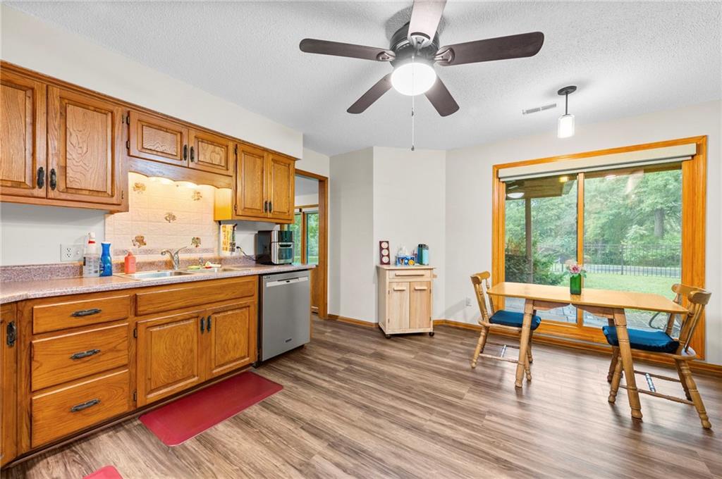 13619 Clementine Road Smithville, MO 64089 - Photo 13 of 52 Gallery Image 13