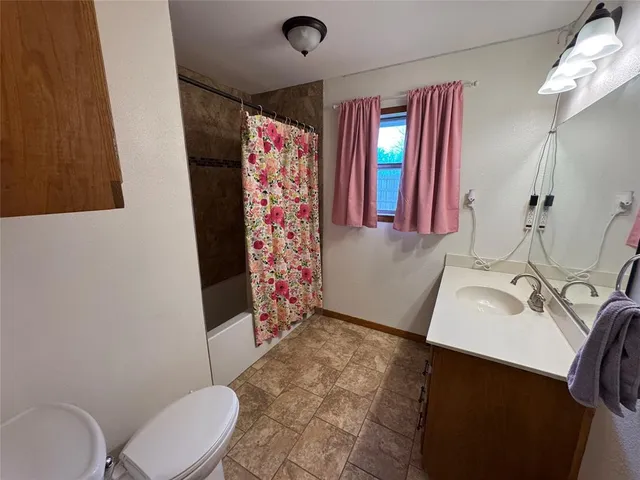 $330,000 | 6989 Farm To Market Road 922, Era, TX 76238