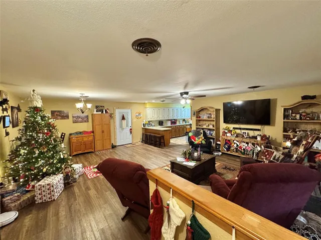 $330,000 | 6989 Farm To Market Road 922, Era, TX 76238