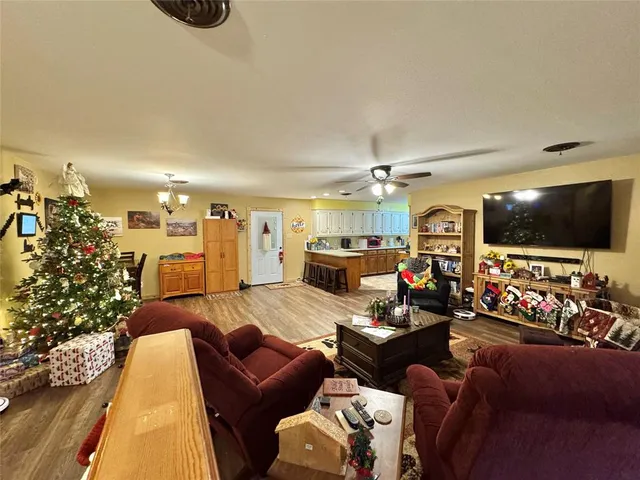 $330,000 | 6989 Farm To Market Road 922, Era, TX 76238