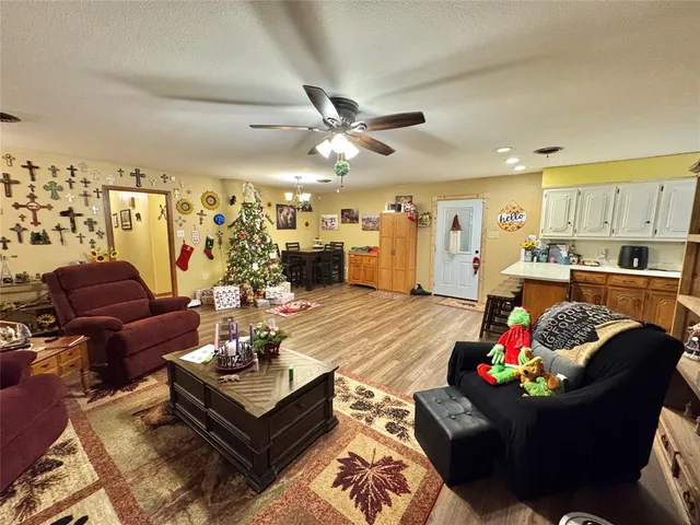 $330,000 | 6989 Farm To Market Road 922, Era, TX 76238