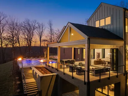 $8,250,000 | 3976 New Highway 96 West, Franklin, TN 37064