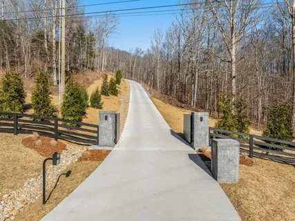 $8,250,000 | 3976 New Highway 96 West, Franklin, TN 37064
