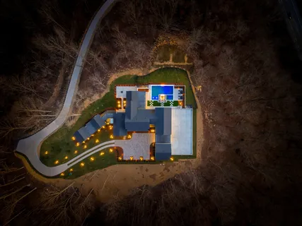 $8,250,000 | 3976 New Highway 96 West, Franklin, TN 37064
