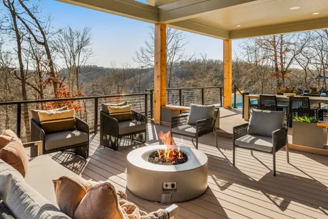 $8,250,000 | 3976 New Highway 96 West, Franklin, TN 37064