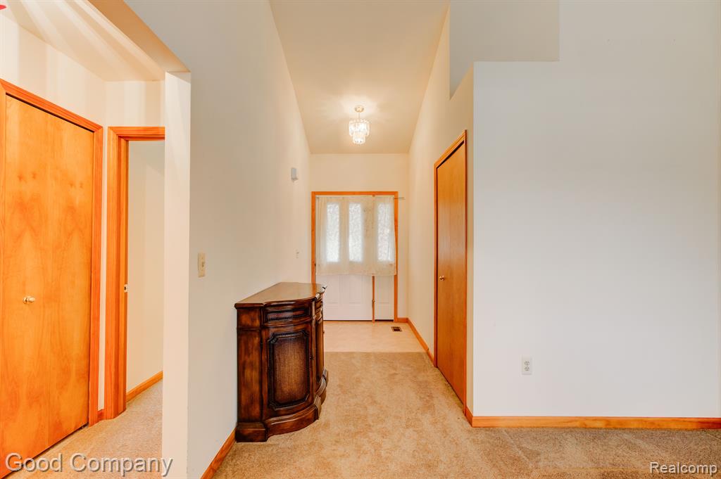 50837 Raintree Circle Chesterfield, MI 48047 - Photo 16 of 37