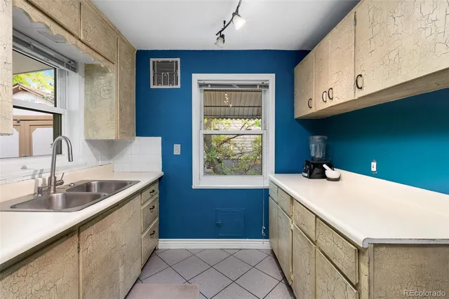 $415,000 | 5644 South Huron Street, Littleton, CO 80120