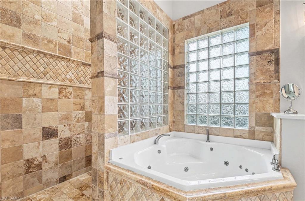 1139 Michigan Avenue Naples, FL 34103 - Photo 12 of 20