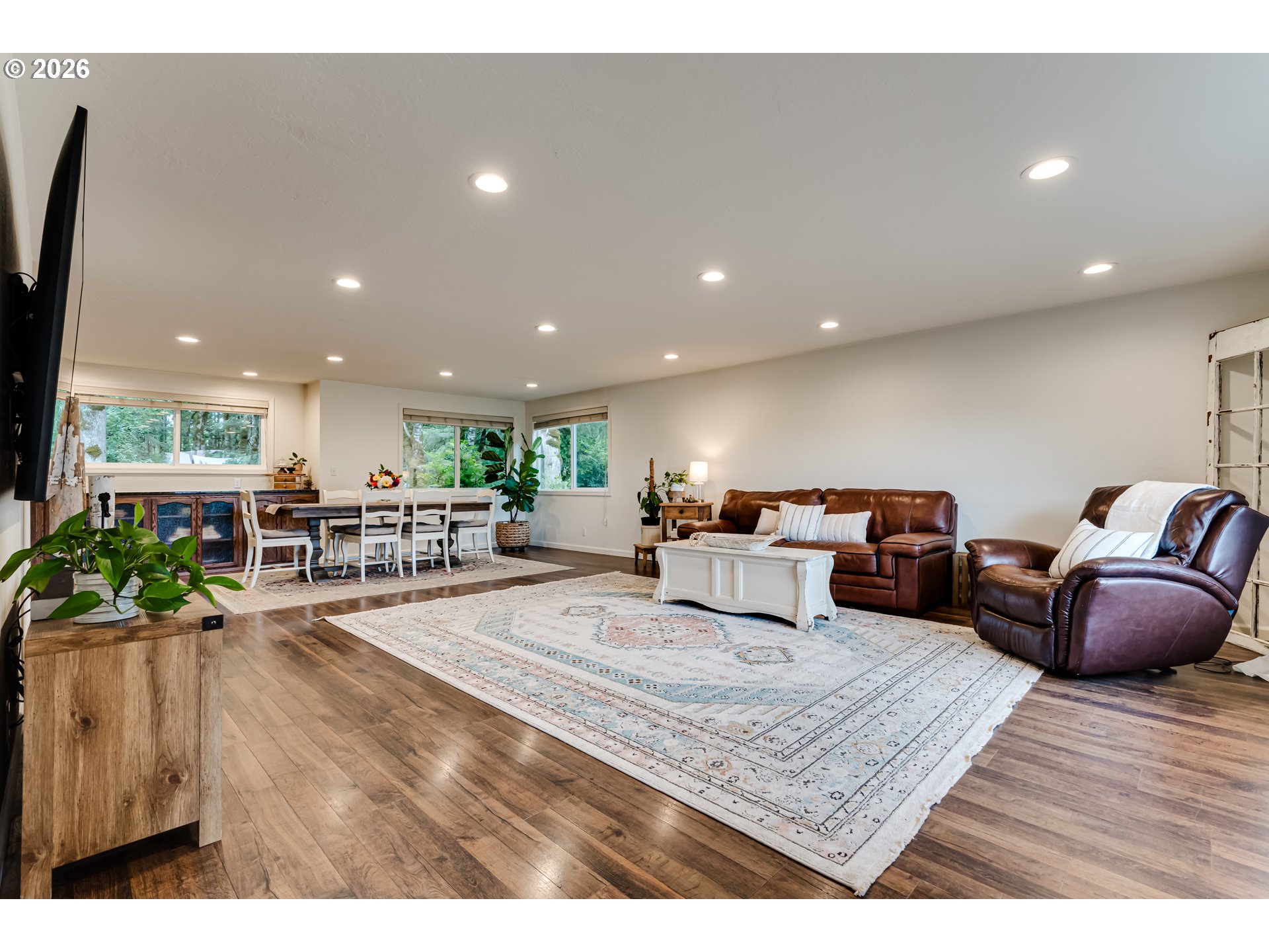 26718 Cantrell Road Eugene, OR 97402 - Photo 4 of 41