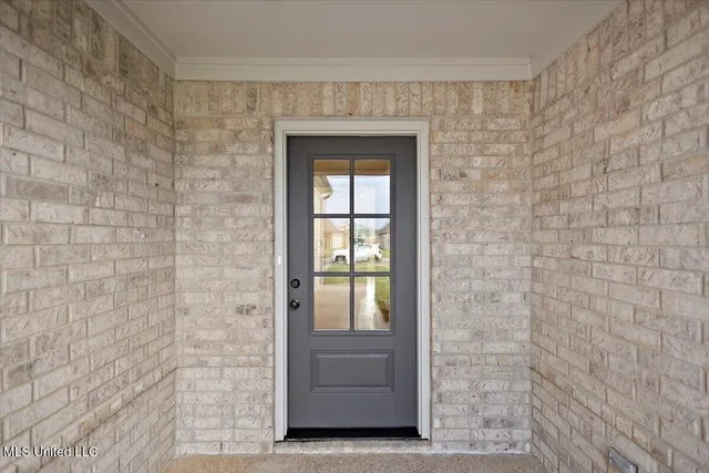 $316,900 | 13829 Wesley Banks Boulevard, Olive Branch, MS 38654