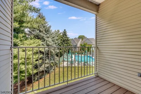 $479,000 | 200 Cambridge Court, Unit 200, Clifton, NJ 07014