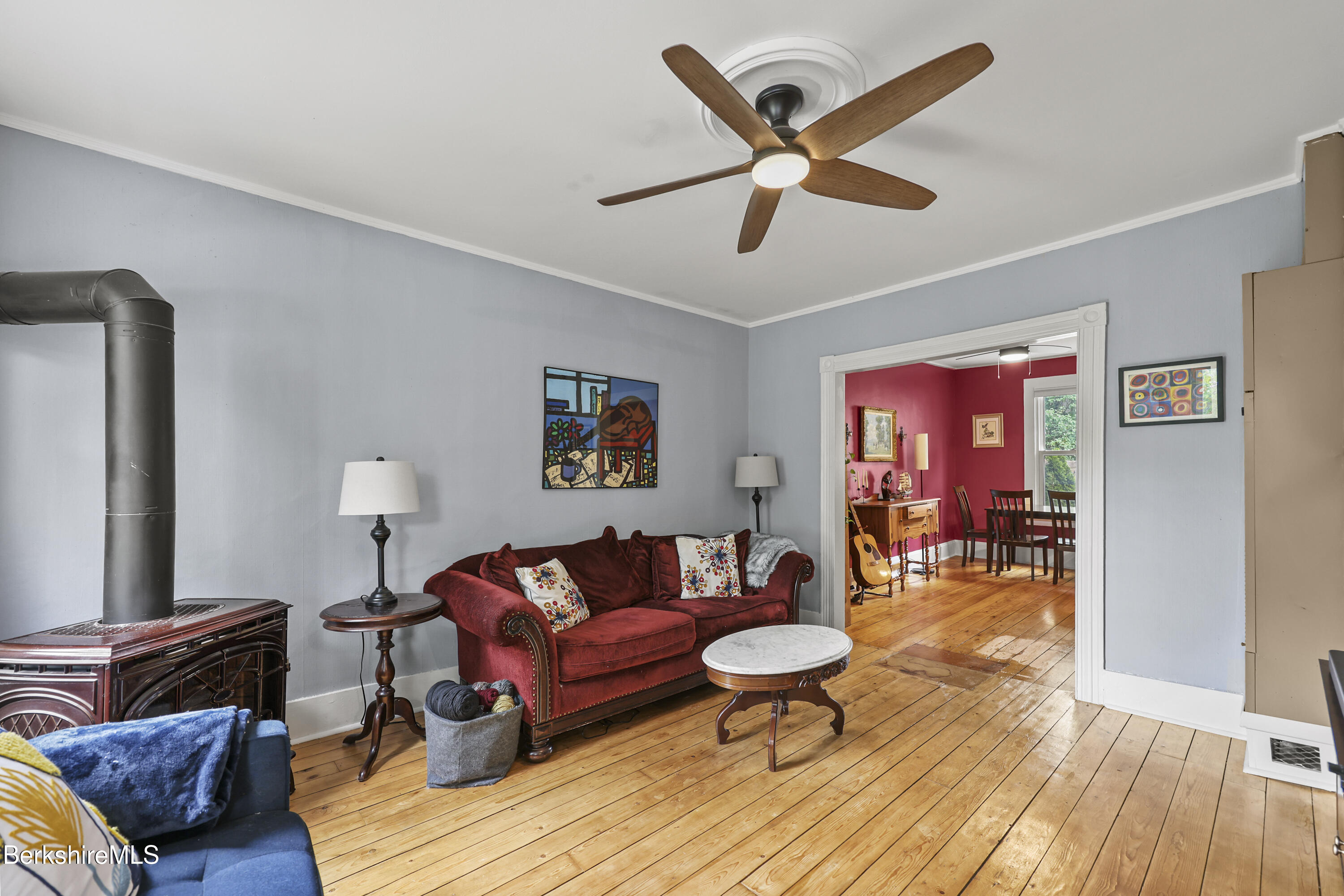 35 Summer Street Adams, MA 01220 - Photo 5 of 36 25 Living Room