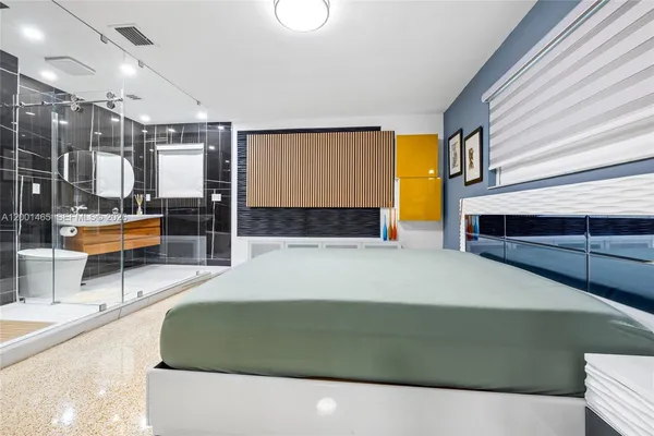 $5,800 | 2121 Red Road, Coral Gables, FL 33155