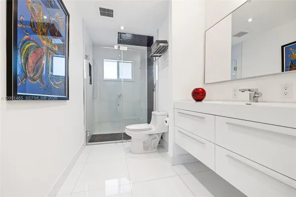 $5,800 | 2121 Red Road, Coral Gables, FL 33155