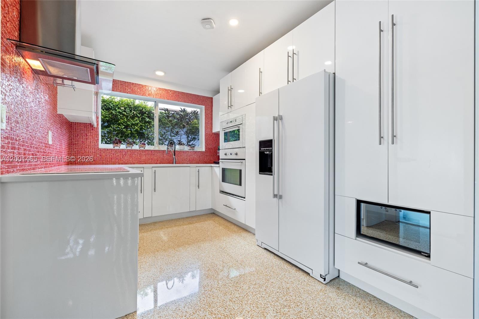 2121 Red Road Coral Gables, FL 33155 - Photo 10 of 37