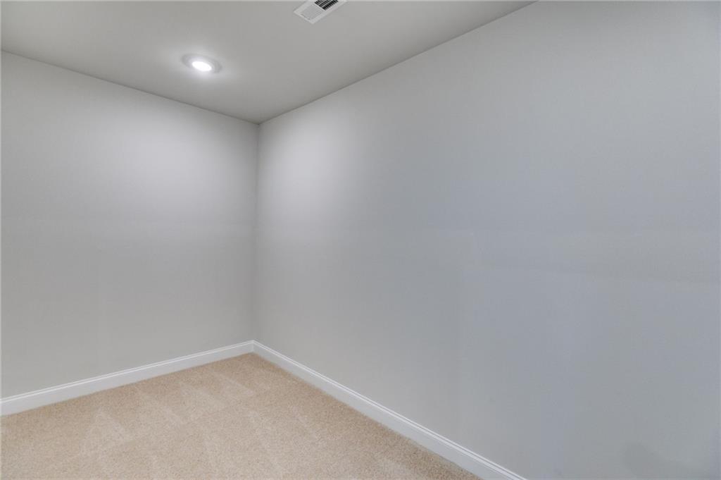 662 Lake Cir Road Buchanan, GA 30113 - Photo 53 of 62 a view of an empty room