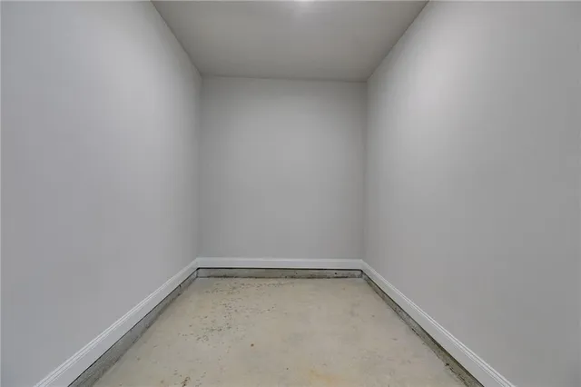 $759,914 | 662 Lake Cir Road, Buchanan, GA 30113