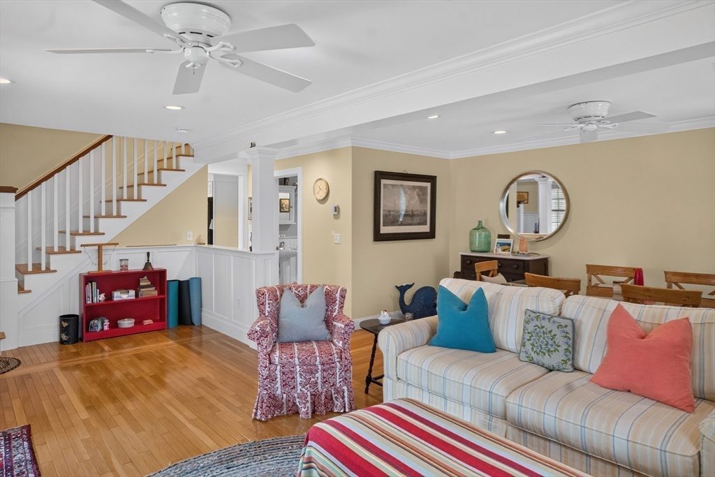 51 Davis Street Tisbury, MA 02568 - Photo 8 of 24