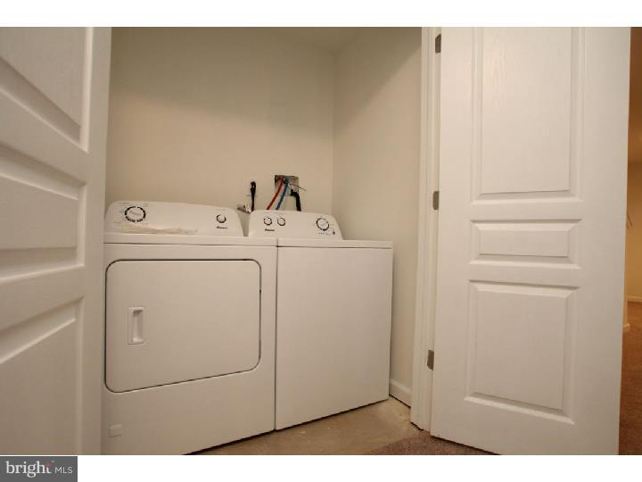 421 Mercy Street Philadelphia, PA 19148 - Photo 12 of 25 Gallery Image 12