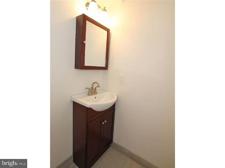 421 Mercy Street Philadelphia, PA 19148 - Photo 13 of 25 Gallery Image 13