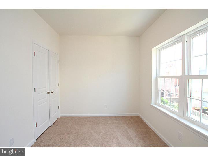 421 Mercy Street Philadelphia, PA 19148 - Photo 15 of 25 Gallery Image 15