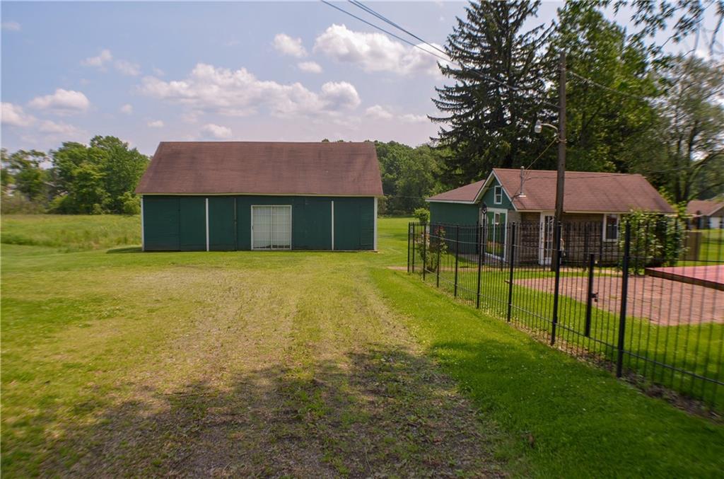 1731 State Route 56e Spring Church, PA 15686 - Photo 22 of 25