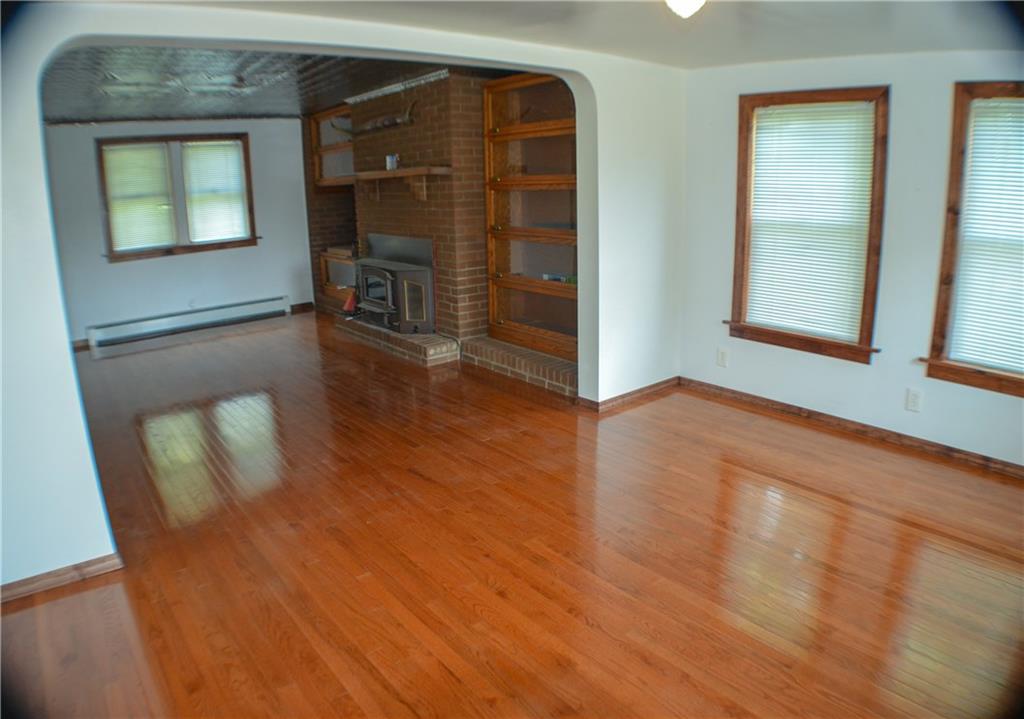 1731 State Route 56e Spring Church, PA 15686 - Photo 4 of 25