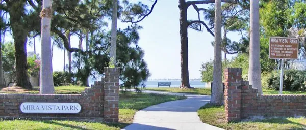 $2,750 | 1790 Santa Barbara Drive, Dunedin, FL 34698