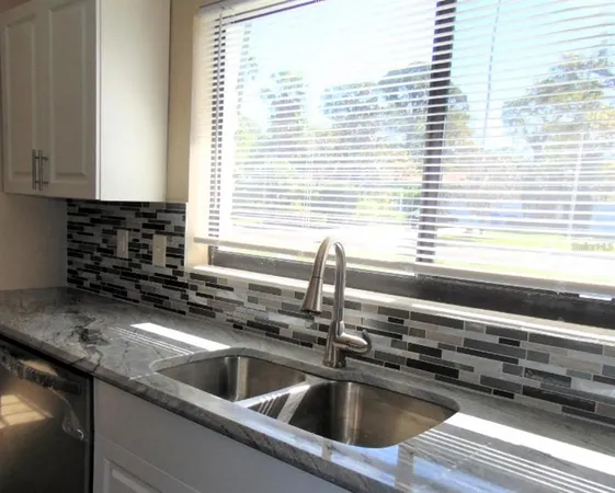 $2,750 | 1790 Santa Barbara Drive, Dunedin, FL 34698