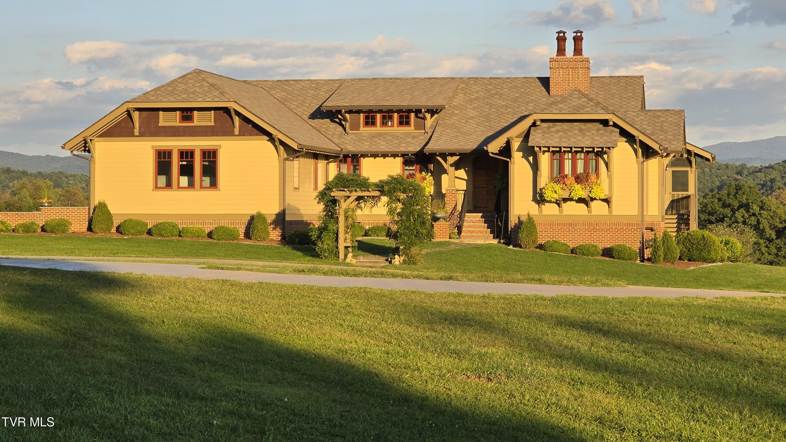 Welcome to 28120 Osceola Rd!