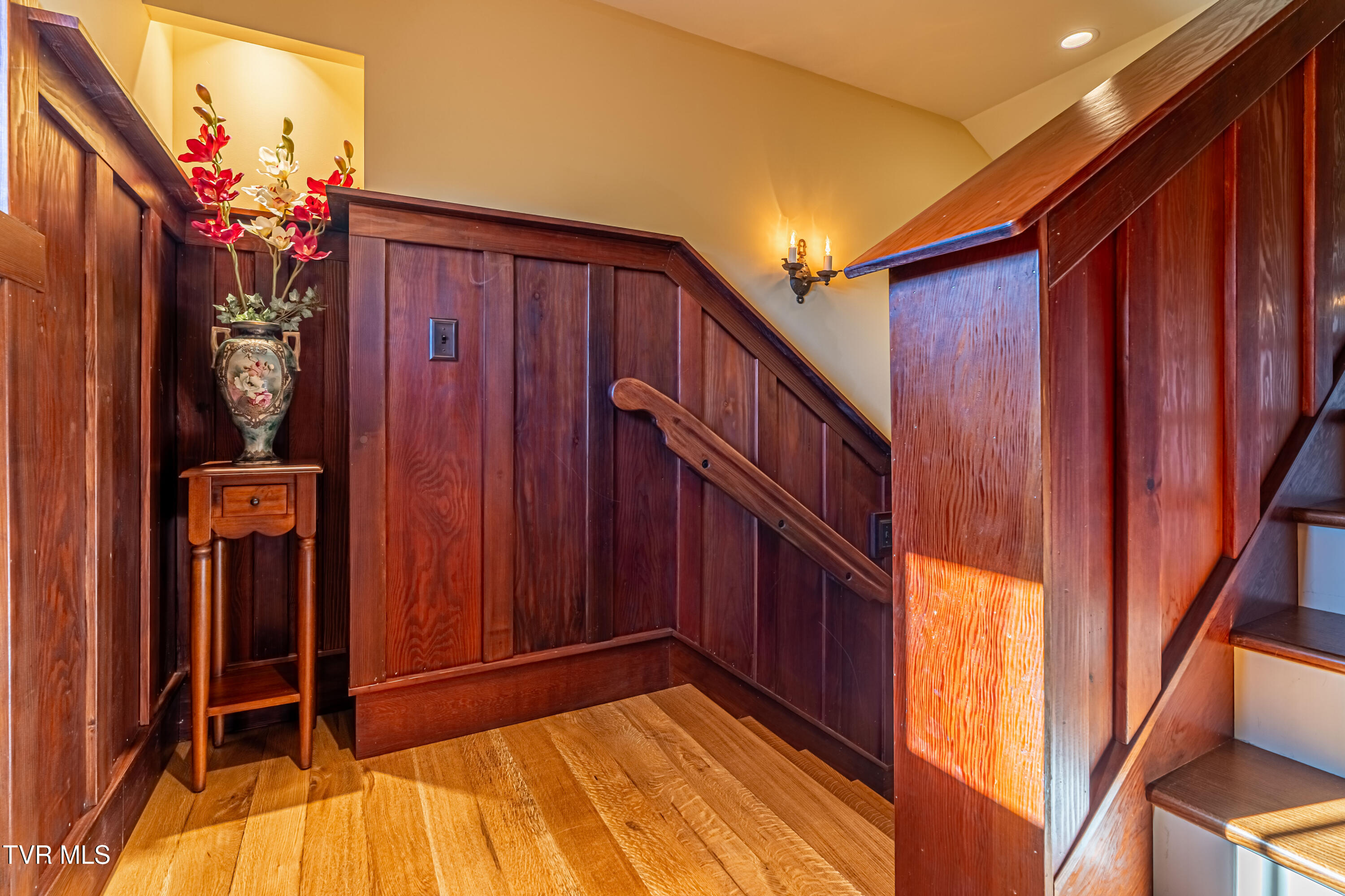 28120 Osceola Road Abingdon, VA 24211 - Photo 44 of 90 Niche at landing