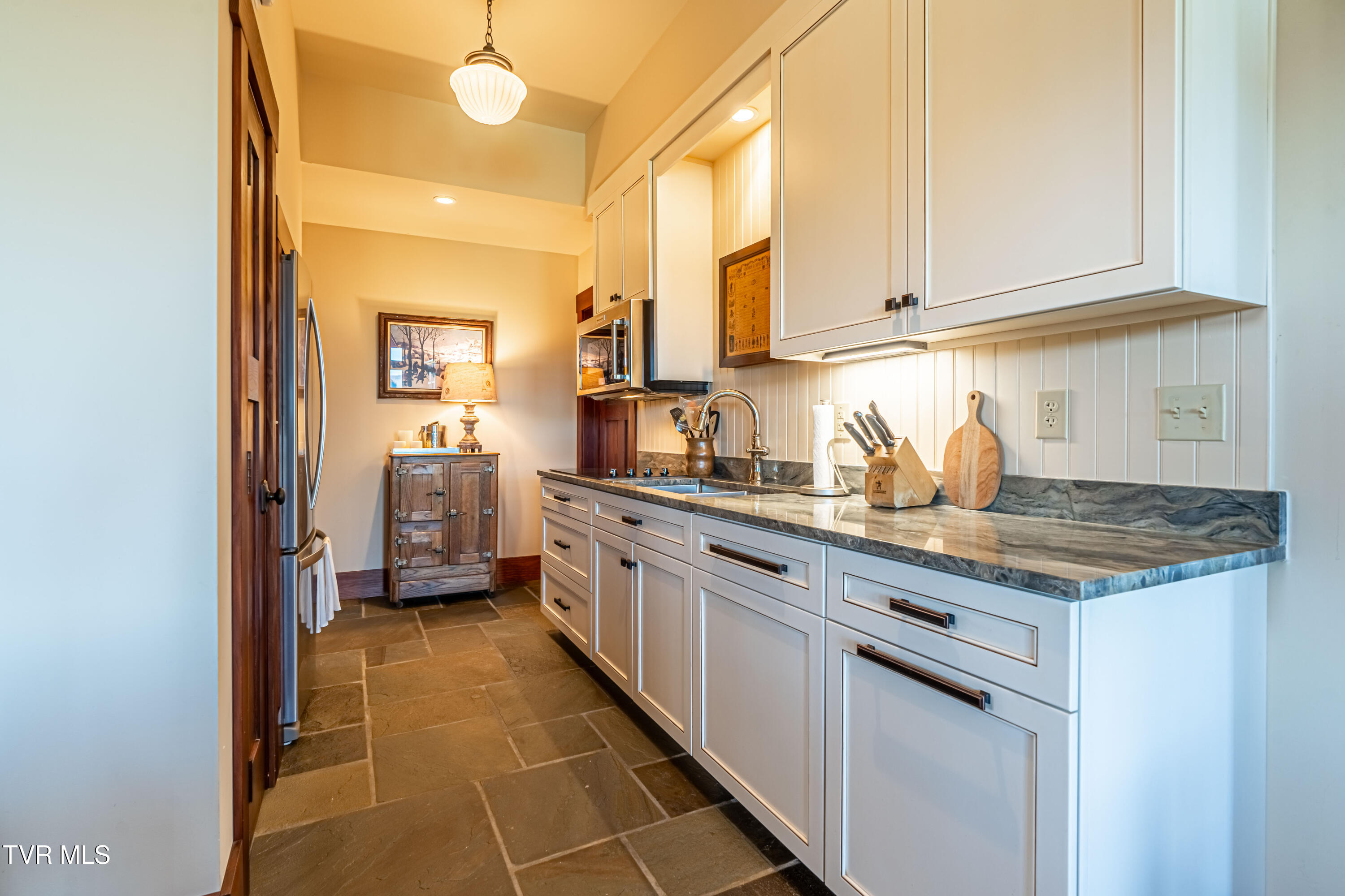 28120 Osceola Road Abingdon, VA 24211 - Photo 52 of 90 2nd kitchen