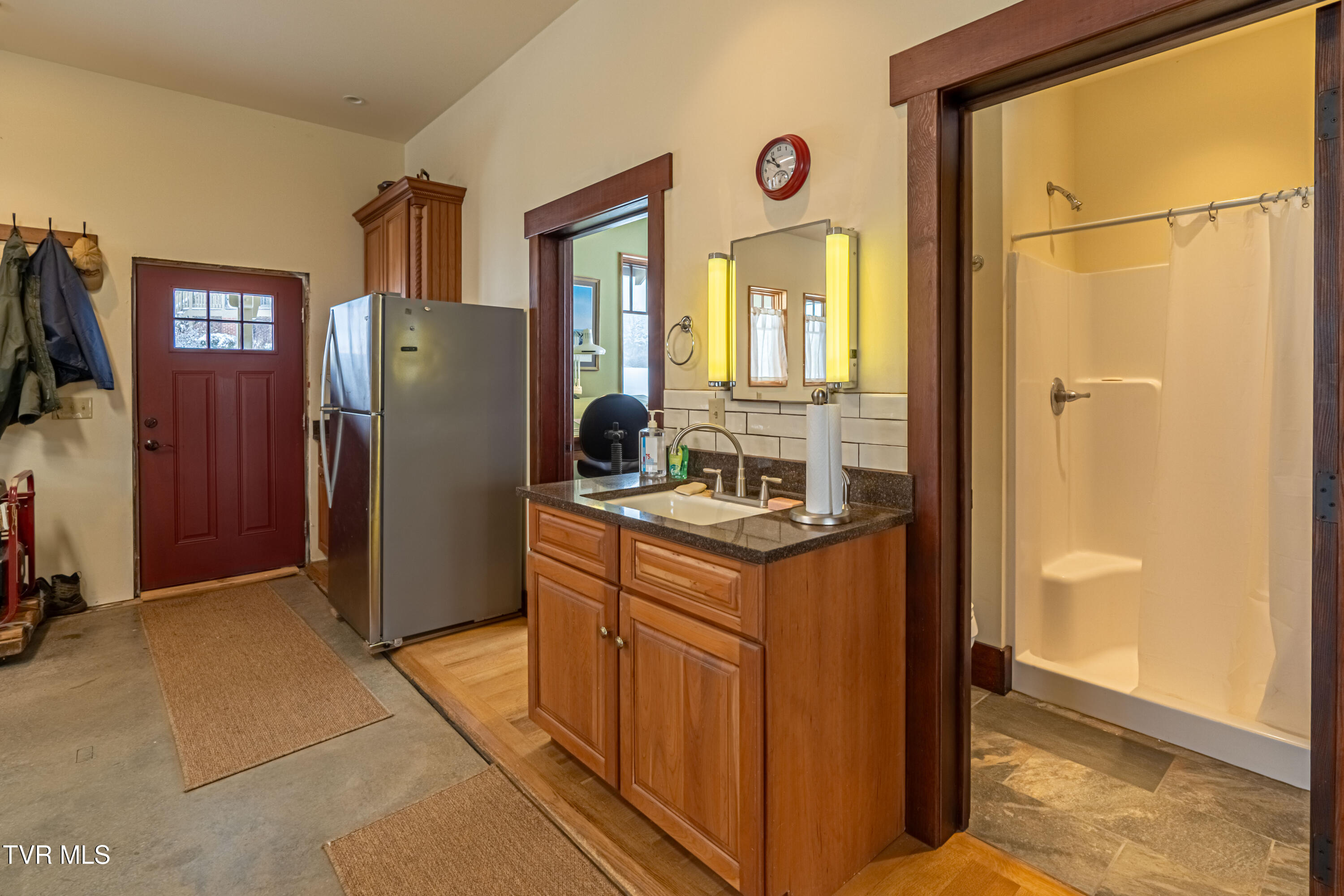 28120 Osceola Road Abingdon, VA 24211 - Photo 71 of 90 Cherry cabinets