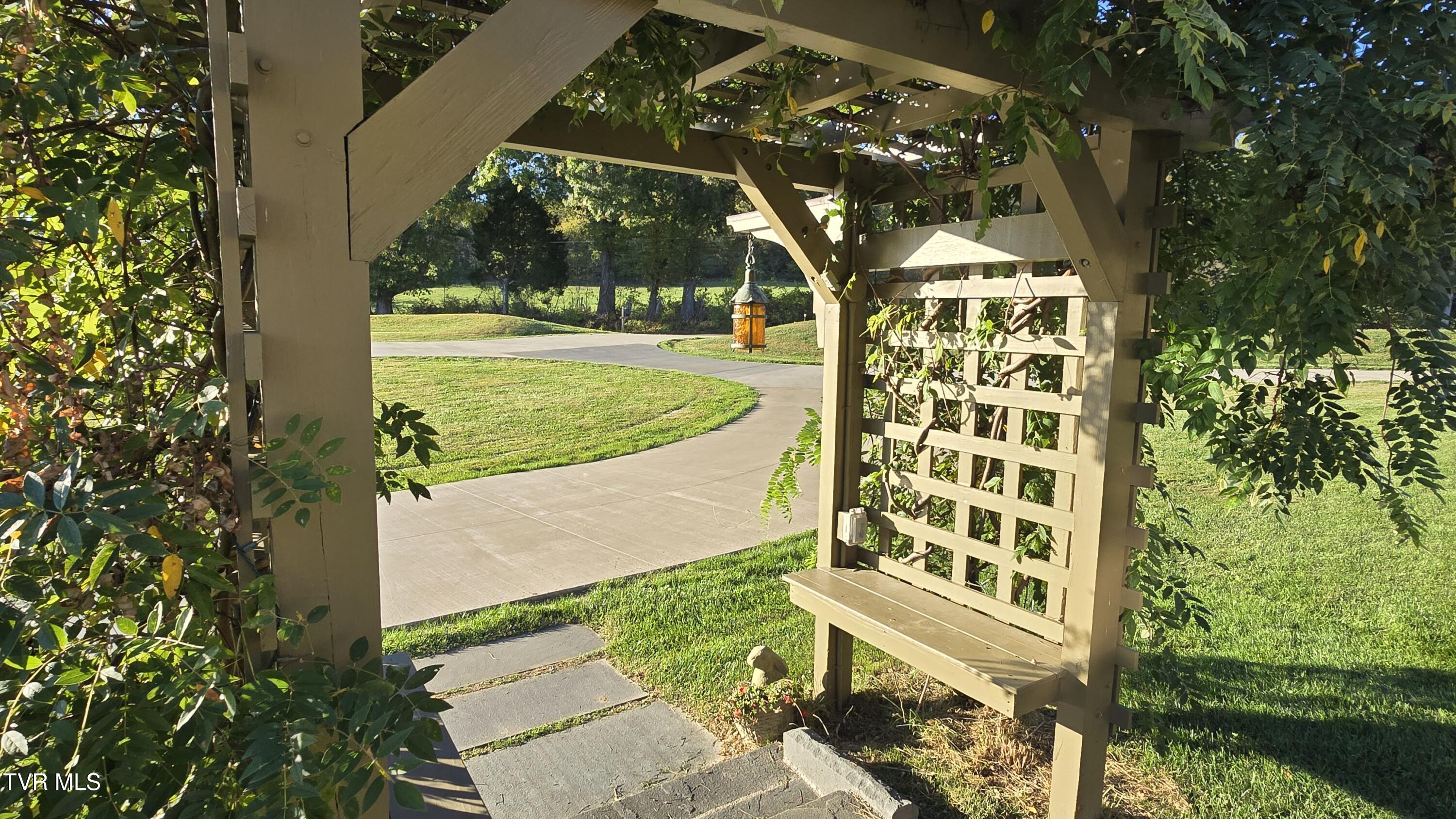 28120 Osceola Road Abingdon, VA 24211 - Photo 90 of 90 Pergola