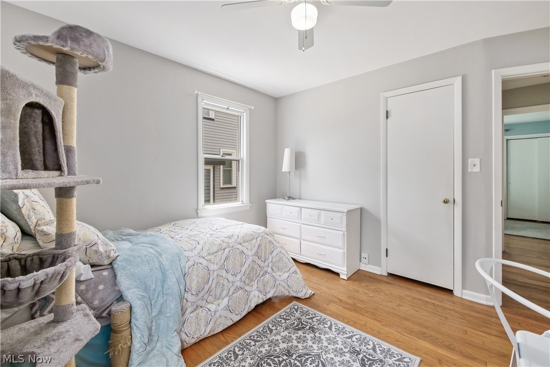 1381 Sunset Road Cleveland, OH 44124 - Photo 19 of 33