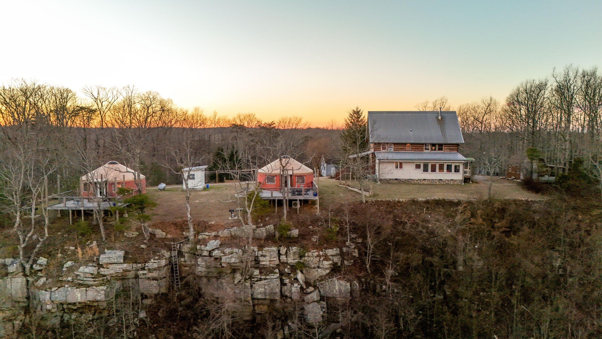 319 Lookout Drive Rising Fawn, GA 30738 - Photo 3 of 100