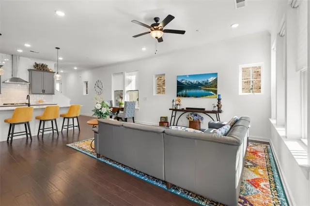 $684,999 | 250 Walker Avenue, Roswell, GA 30076