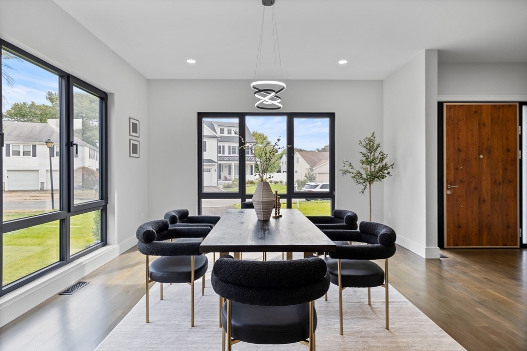 14 Winslow Road Needham, MA 02492 - Photo 12 of 32